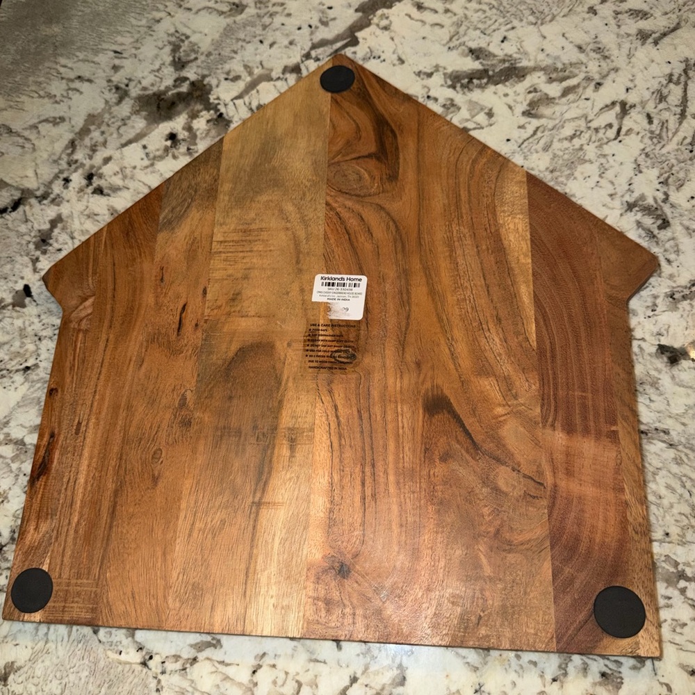 Kirkland’s Home Christmas Cheeky Gingerbread House Charcuterie Board - Picture 8 of 13